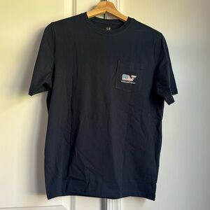 NWOT vineyard vines Boys Boys' Flag Whale Short-Sleeve Pocket Tee